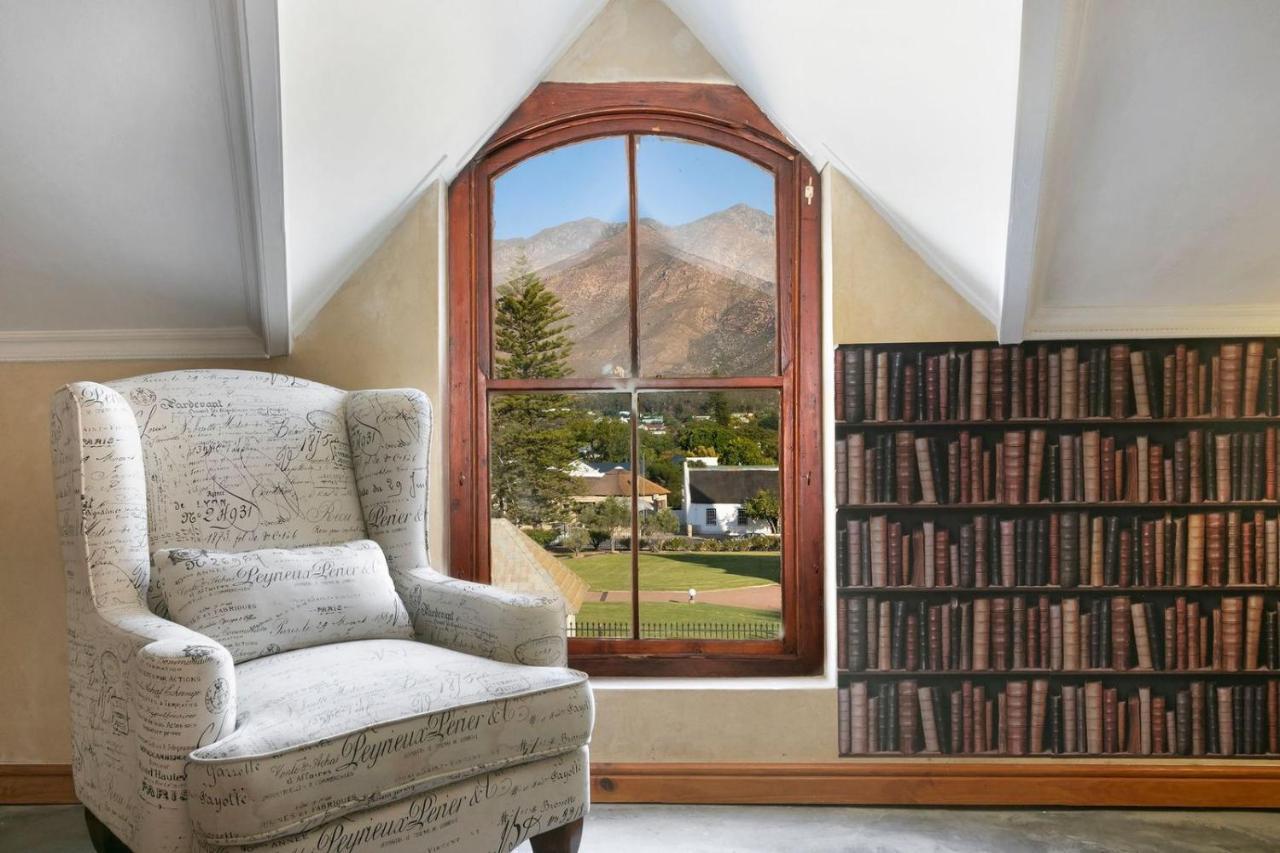 Апартаменты J'S Audacious Living Montagu Self Catering Экстерьер фото